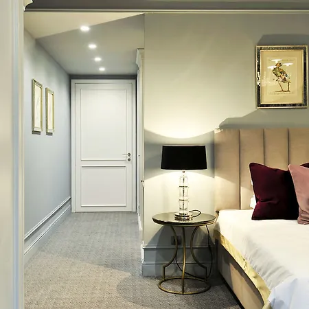 Otel Royal Blue 5*