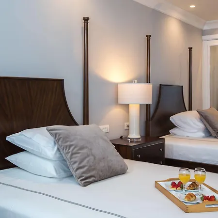 Royal Blue Otel